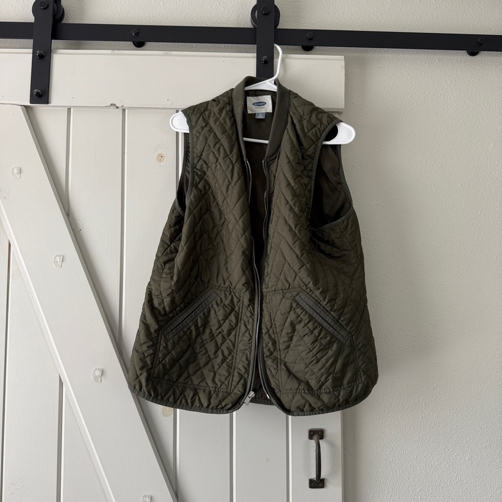 Old Navy Quilted Dark Green Vest
